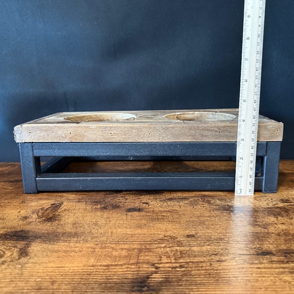 Wood Dog and/or Cat Water and Food Raised Feeder - Picture 9 of 10